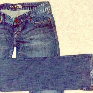 Express Zelda Barely boot